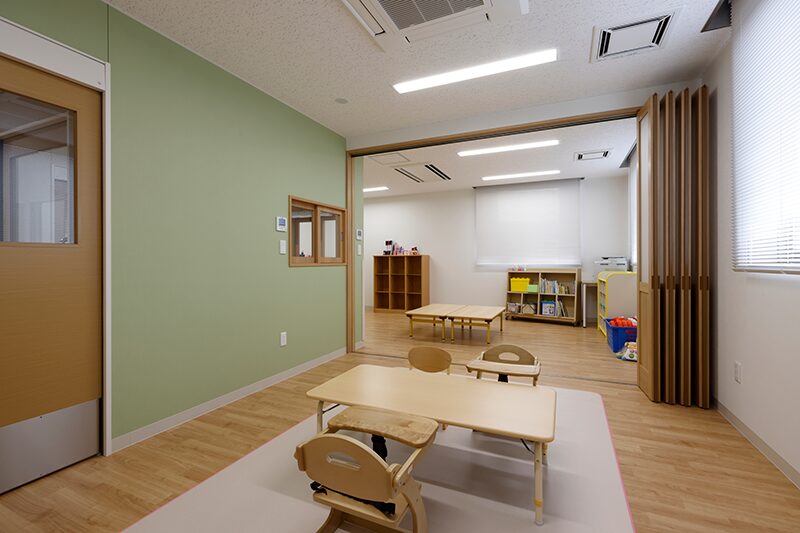 アスクル　保育室2